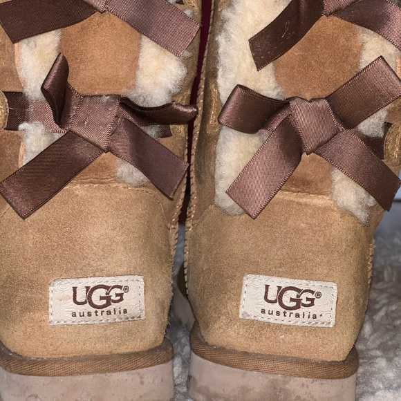 UGG Chestnut Bailey Bow - Picture 5 of 8